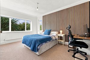LAKESIDE LODGE- click for photo gallery